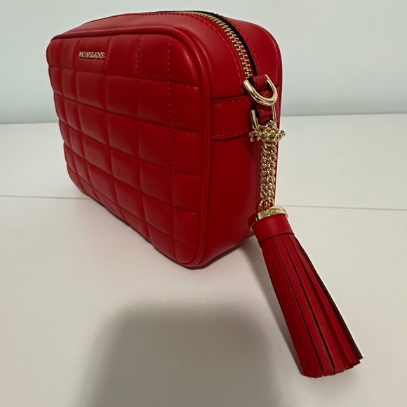 MICHAEL MICHAEL KORS Jet Set Medium Quilted Leather Crossbody Bag, Red - Picture 7 of 13